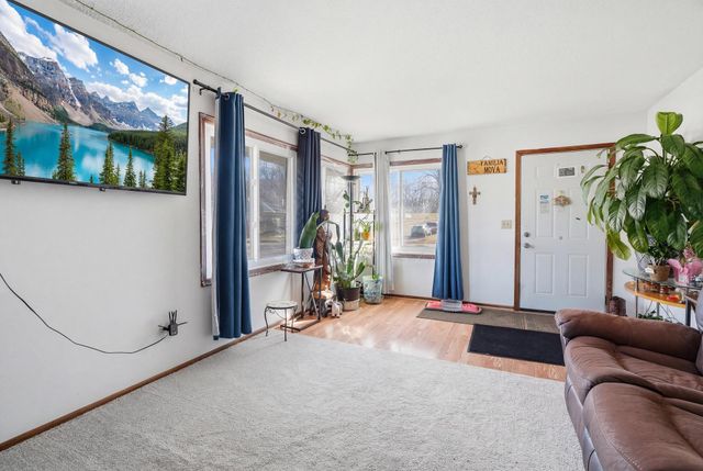 1563 Clarence Street, Saint Paul, MN 55106