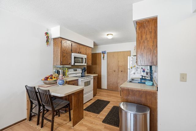 1563 Clarence Street, Saint Paul, MN 55106