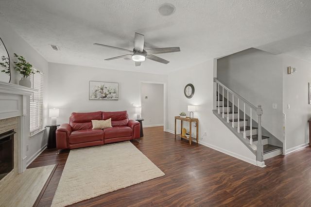 1123 Bramble Trl, Murfreesboro, TN 37129