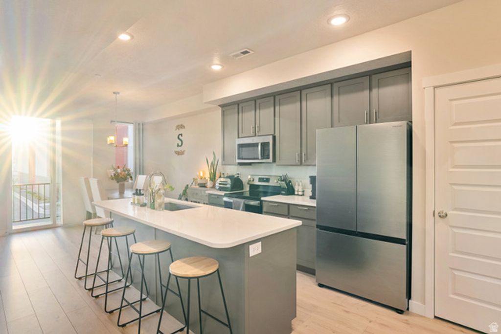 Image 14 of property listing at 1146 S REDWOOD RD #1006, Salt Lake City, UT 84104