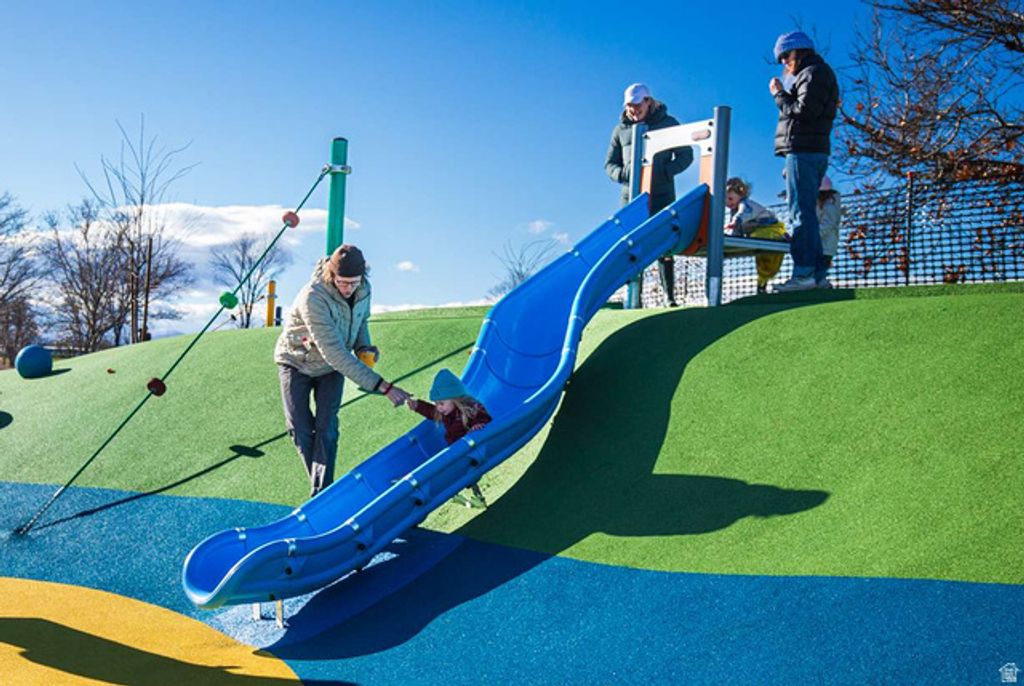 Image 45 of property listing at 1146 S REDWOOD RD #1006, Salt Lake City, UT 84104