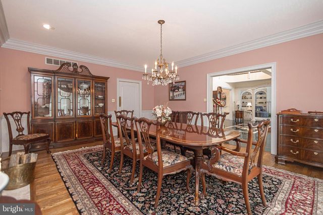1710 SCOTT DR, Newtown, PA 18940