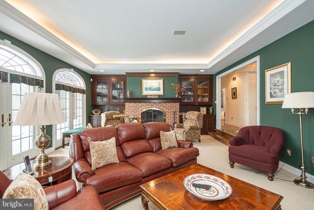 1710 SCOTT DR, Newtown, PA 18940
