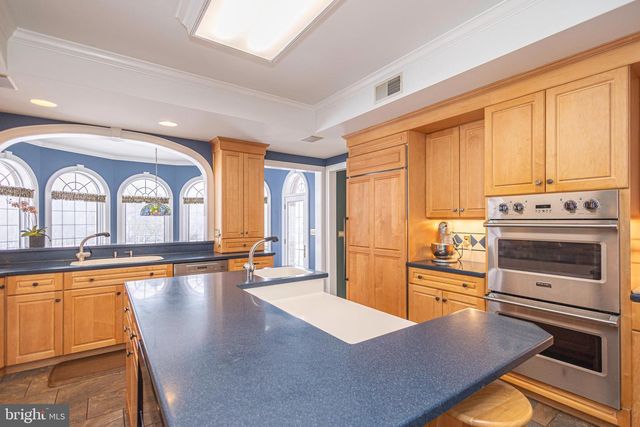 1710 SCOTT DR, Newtown, PA 18940