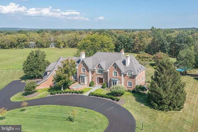 1710 SCOTT DR, Newtown, PA 18940