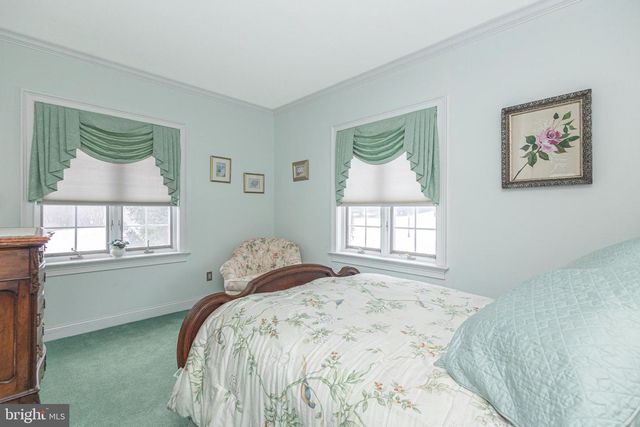 1710 SCOTT DR, Newtown, PA 18940