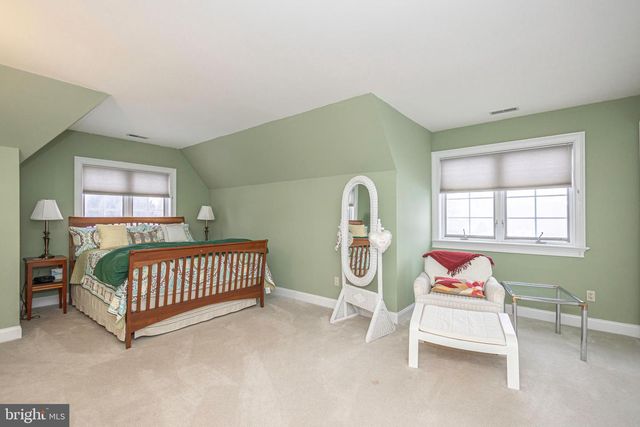 1710 SCOTT DR, Newtown, PA 18940