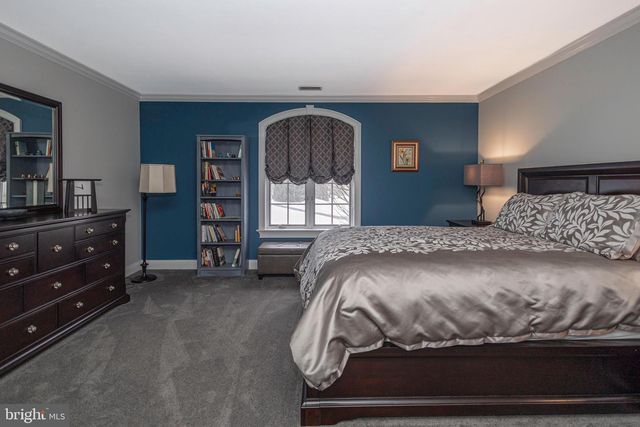1710 SCOTT DR, Newtown, PA 18940