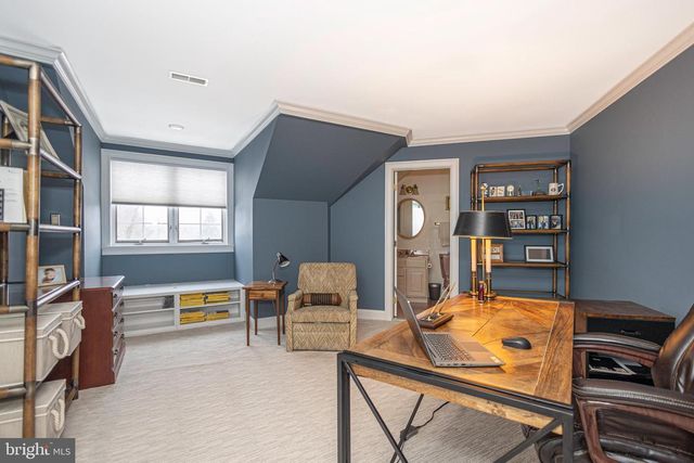 1710 SCOTT DR, Newtown, PA 18940