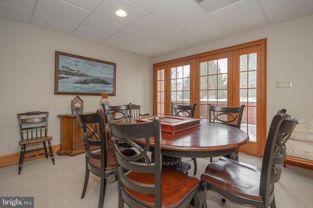 1710 SCOTT DR, Newtown, PA 18940