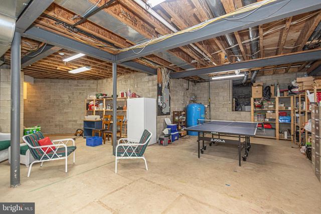 1710 SCOTT DR, Newtown, PA 18940