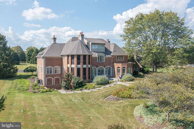 1710 SCOTT DR, Newtown, PA 18940