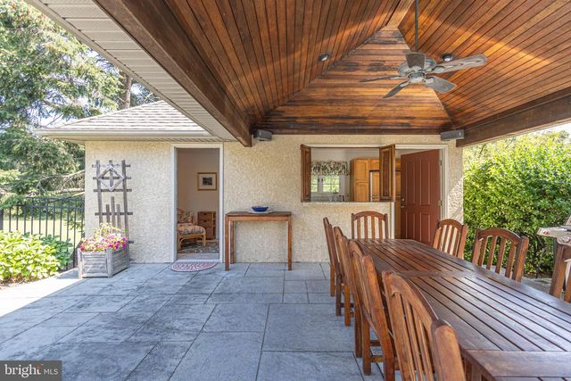 1710 SCOTT DR, Newtown, PA 18940