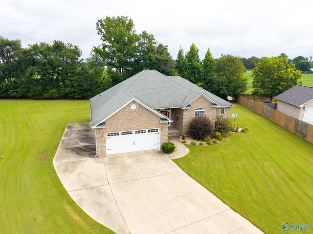 16235 Kyle Moran Drive, Athens, AL 35614