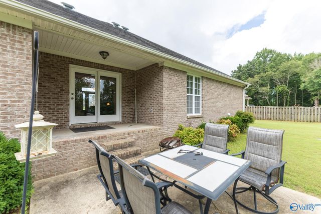 16235 Kyle Moran Drive, Athens, AL 35614