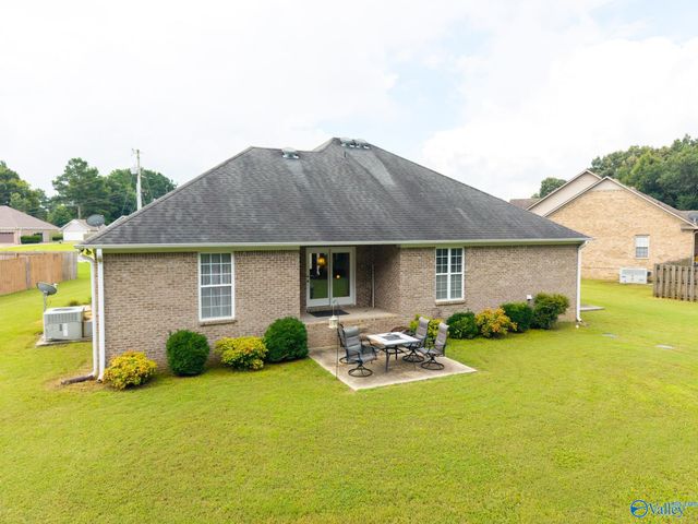 16235 Kyle Moran Drive, Athens, AL 35614