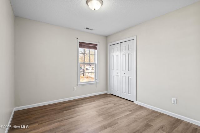 98 Meadow Farms Road, Richlands, NC 28574