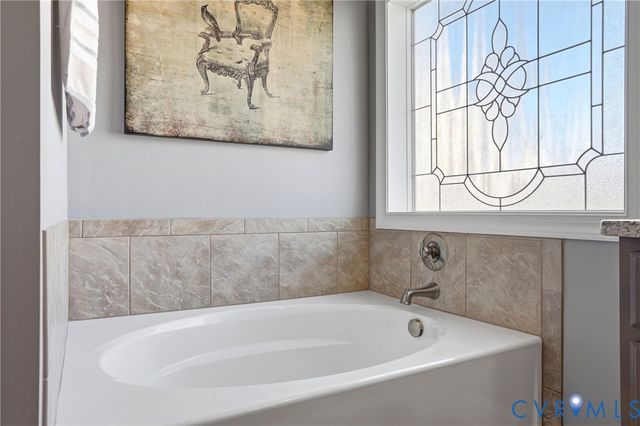 10807 Wellington Cross Way, Chester, VA 23831