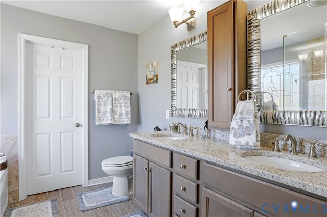 10807 Wellington Cross Way, Chester, VA 23831