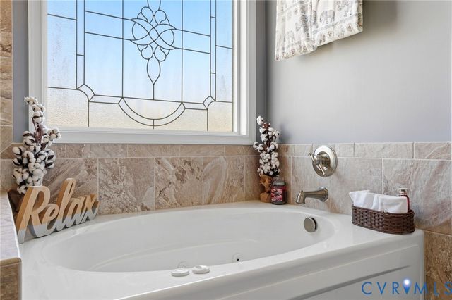 10807 Wellington Cross Way, Chester, VA 23831