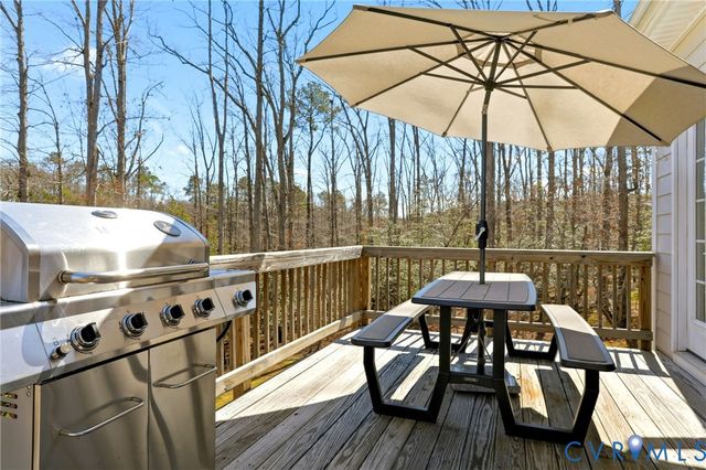 10807 Wellington Cross Way, Chester, VA 23831