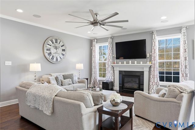 10807 Wellington Cross Way, Chester, VA 23831