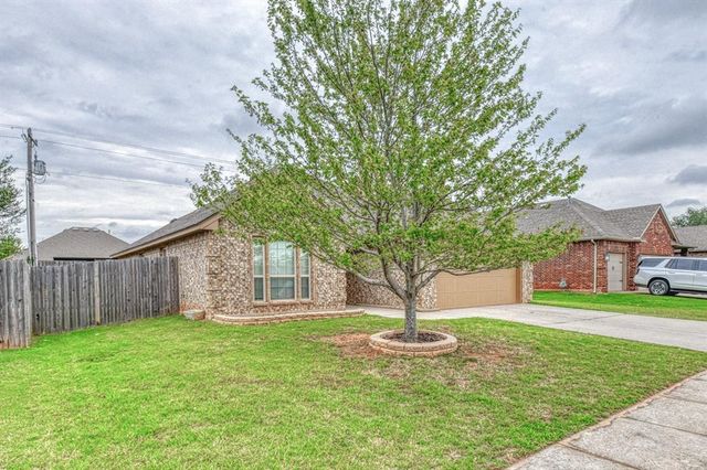 4109 Johnson Farms Drive, Mustang, OK 73064