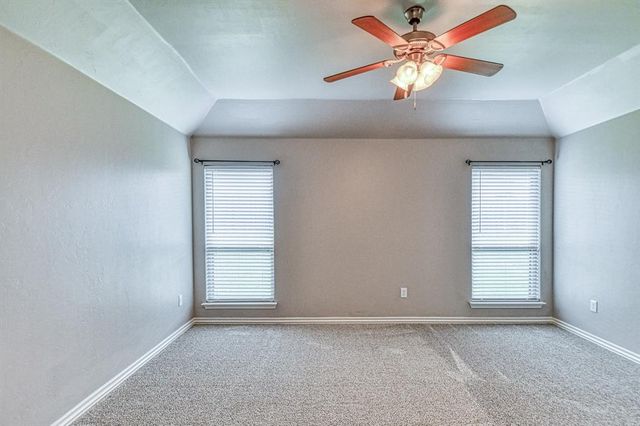 4109 Johnson Farms Drive, Mustang, OK 73064