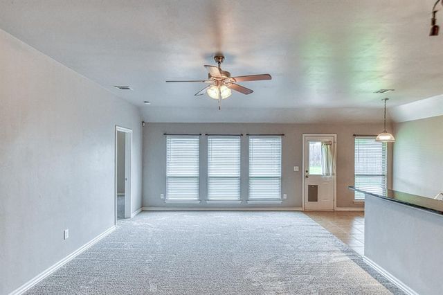 4109 Johnson Farms Drive, Mustang, OK 73064