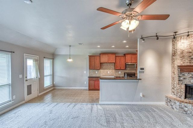 4109 Johnson Farms Drive, Mustang, OK 73064