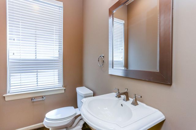 1714 Van Buren Street, Houston, TX 77006