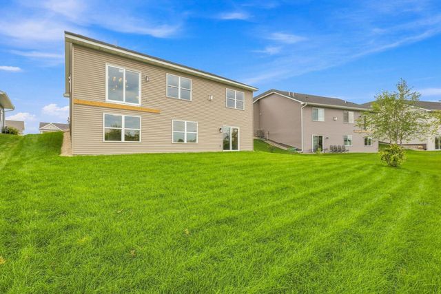 1727 Spruce Street, Farmington, MN 55024