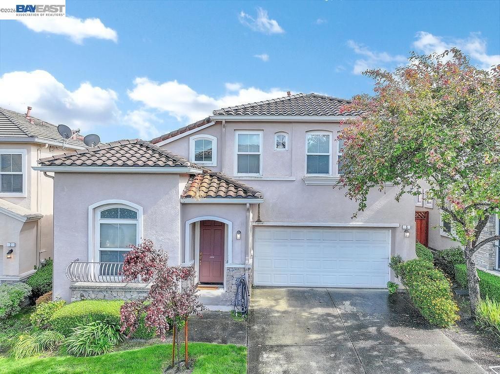 Image 4 of property listing at 5 Almond Orchard Ln, San Ramon, CA 94583