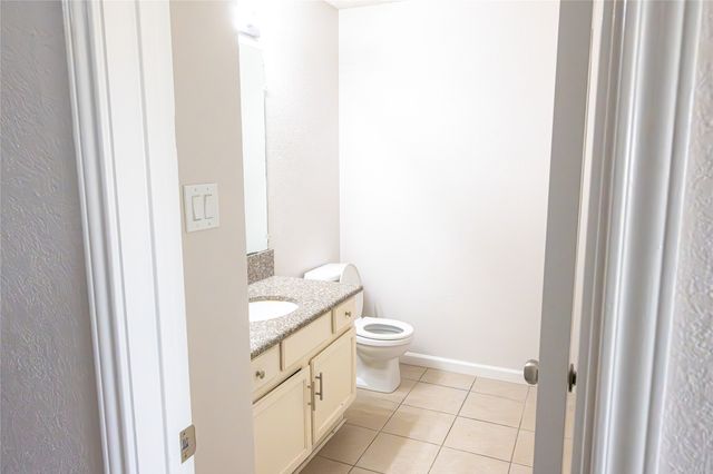 2558 Slaton Drive, Grand Prairie, TX 75052