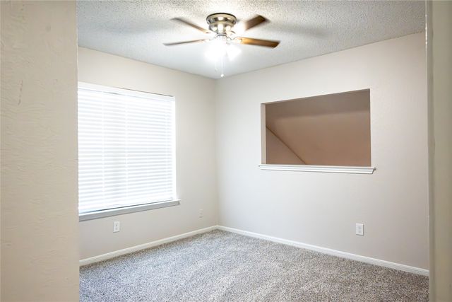 2558 Slaton Drive, Grand Prairie, TX 75052