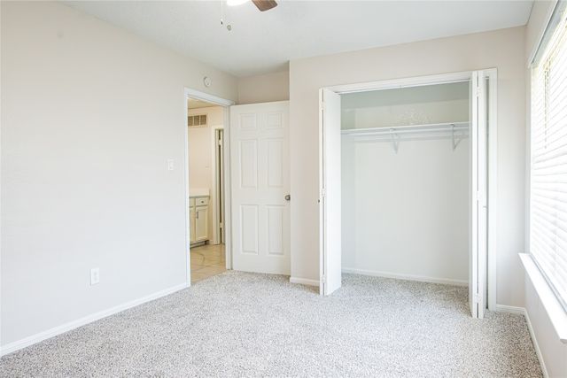 2558 Slaton Drive, Grand Prairie, TX 75052