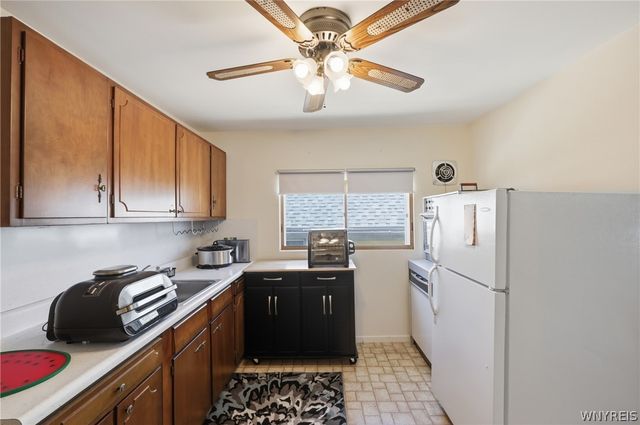 52 Albemarle Street, Buffalo, NY 14207