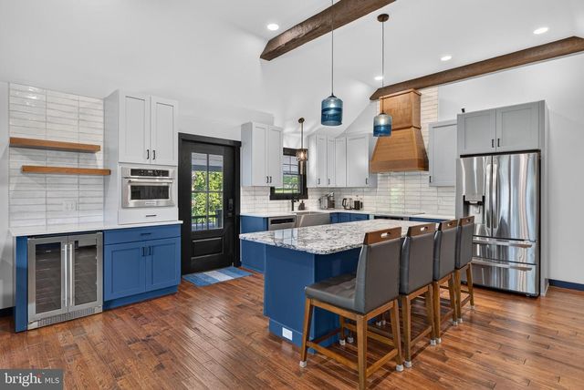 2026 JOANN AVE, Hummelstown, PA 17036