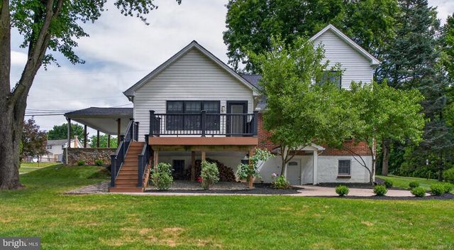 2026 JOANN AVE, Hummelstown, PA 17036