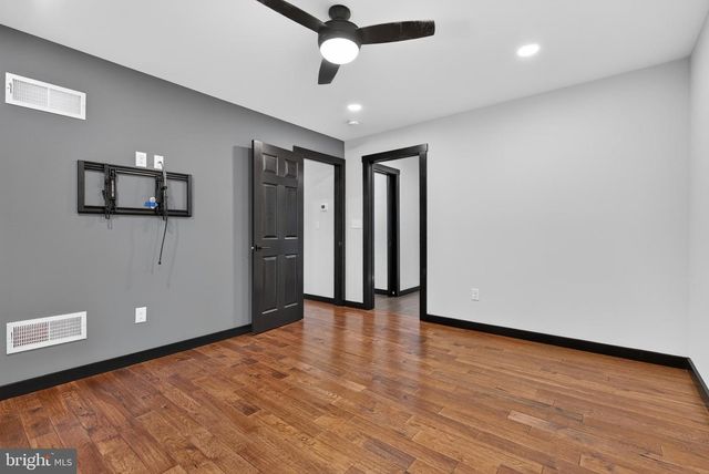 2026 JOANN AVE, Hummelstown, PA 17036