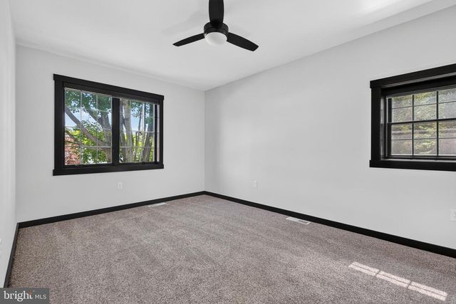 2026 JOANN AVE, Hummelstown, PA 17036