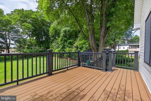 2026 JOANN AVE, Hummelstown, PA 17036