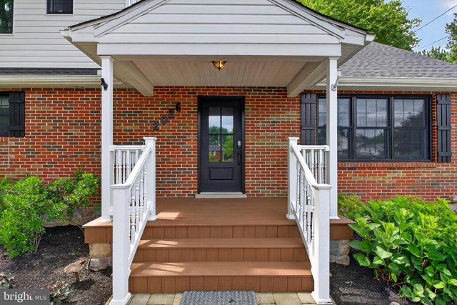 2026 JOANN AVE, Hummelstown, PA 17036