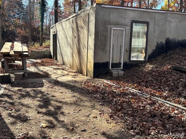 24620 Frontier Trail, Warrenton, MO 63383