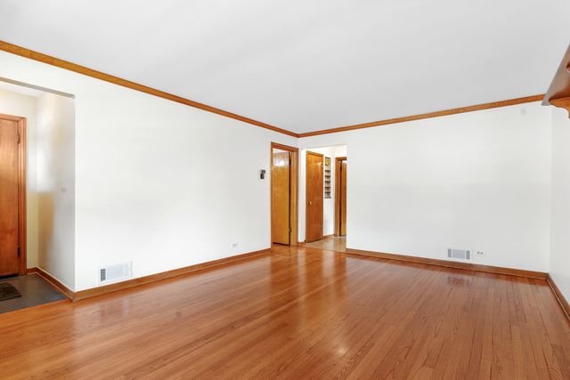 4603 S Komensky Avenue, Chicago, IL 60632