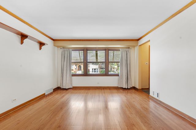 4603 S Komensky Avenue, Chicago, IL 60632