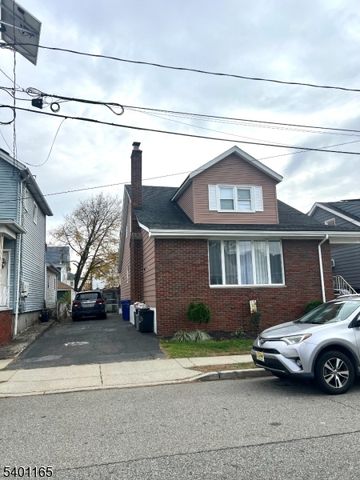 20 Elizabeth Pl, Totowa Boro, NJ 07512