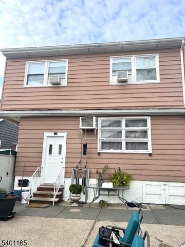 20 Elizabeth Pl, Totowa Boro, NJ 07512