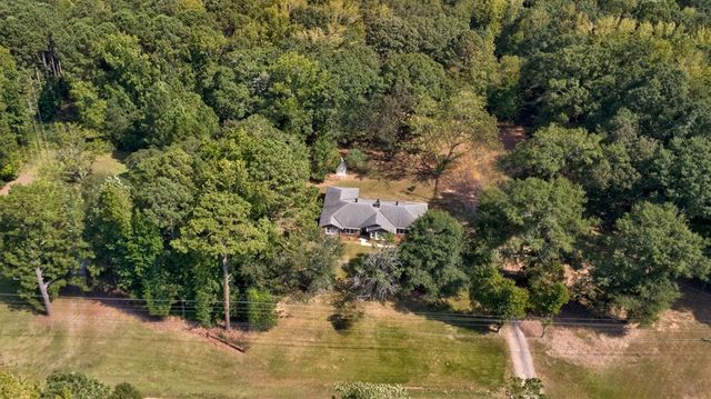 7954 Ga Highway 0219, Hamilton, GA 31811