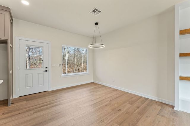 7 Lockerbie Circle, Bella Vista, AR 72715